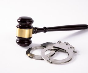 警示！为离婚私自调取患者病历 涉事医院及调取者被判侵权