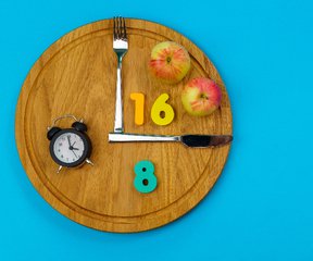 减肥人瑟瑟发抖！最新研究：间歇性禁食或导致心血